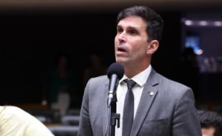 Discussão e votação de propostas legislativa. Dep. Luiz Lima (NOVO - RJ)