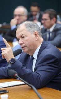 Diretrizes da política fiscal e econômica do País. Dep. Alceu Moreira (MDB - RS)