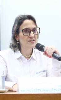 Audiência Pública - Polilaminina como tratamento na regeneração da medula espinhal. Gerente de Pesquisa Clínica - Laboratório Cristália, Maria Francesca Riccio.