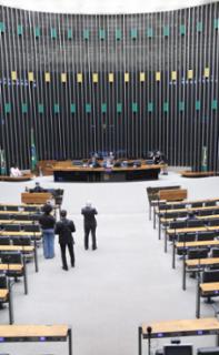 Discussão e votação de propostas legislativas