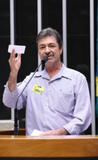 Homenagem ao Dia Nacional do Cinema. Cineasta de Limeira do Oeste - MG, Ademar Dezanetti.