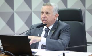 Audiência Pública - Desenvolvimento socioeconômico dos feirantes e normas de ocupação urbana. Senador, Izalci Lucas (PL - DF)