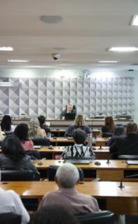 Audiência Pública - Desenvolvimento socioeconômico dos feirantes e normas de ocupação urbana. Senador, Izalci Lucas (PL - DF)