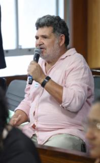 Audiência Pública - Desenvolvimento socioeconômico dos feirantes e normas de ocupação urbana. Feira dos Importados do SIA, Solon.