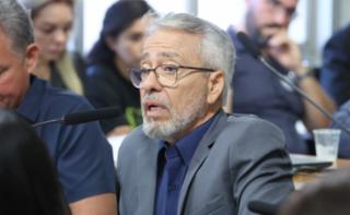 Audiência Pública - Desenvolvimento socioeconômico dos feirantes e normas de ocupação urbana. Feira Permanente de Vicente Pires, Roberto de Castro.