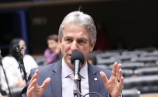 Discussão e votação de propostas legislativas. Dep. Tadeu Veneri (PT - PR)