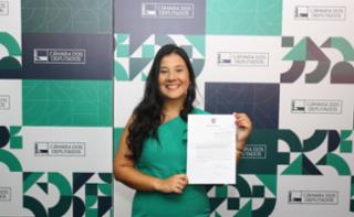 Cerimônia de Posse dos novos Servidores. Servidora, Luisa de Moura Ferreira Dourado.