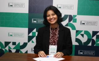 Cerimônia de Posse dos novos Servidores. Servidora, Jana Louise Pereira Carrilho.