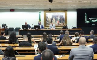 Ambientação dos novos Servidores. Diretor Administrativo, Mauro Limeira Mena Barreto. Secretário-Geral da Mesa, Lucas Ribeiro Almeida Júnior. Diretor-Geral da Câmara dos Deputados, Guilherme Barbosa Brandão. Chefe de gabinete da presidência, Sabá Filha de Oliveira.