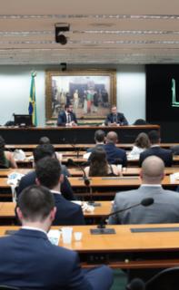 Ambientação dos novos Servidores. Advogado Chefe da Câmara dos Deputados, Jules Michelet Pereira Queiroz e Silva e Chefe do Núcleo de Auditoria de Tecnologia da Informação, Alexandre Pires