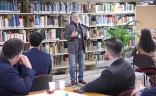 Café com Prosa e Integração com os novos servidores. Diretor do Centro de Documentação e Informação, Sergio Sampaio