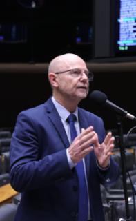 Discussão e votação de propostas legislativas. Dep. Bohn Gass (PT - RS)