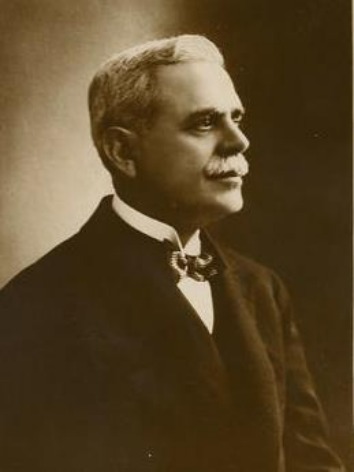 Foto do(a) deputado(a) HERCÍLIO LUZ