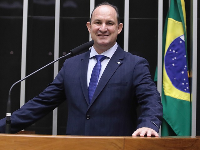 Foto do(a) deputado(a) Pastor Claudio Mariano