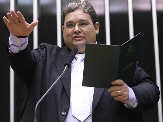 Foto do(a) deputado(a) Vanderlan Alves