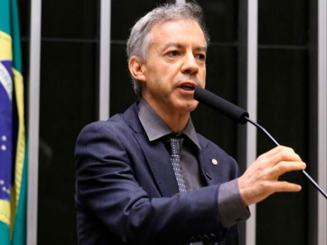 Foto do(a) deputado(a) Vavá