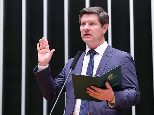 Foto do(a) deputado(a) Santin Roveda