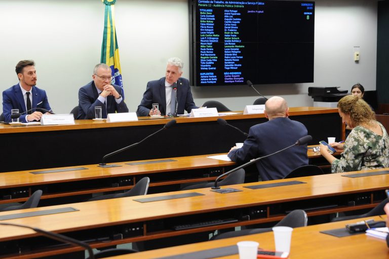 texto alternativo não fornecido