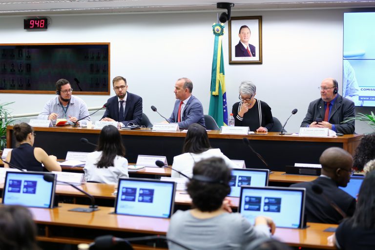texto alternativo não fornecido