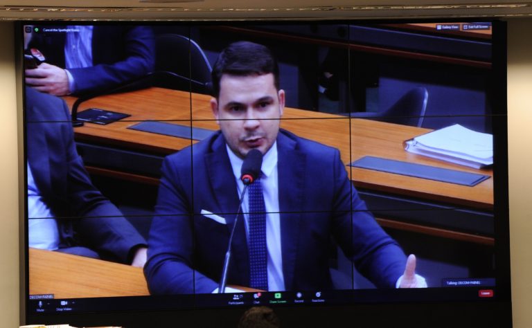 texto alternativo não fornecido