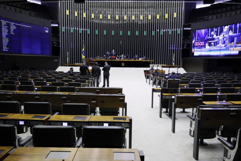 Sessão para a votação de propostas legislativas