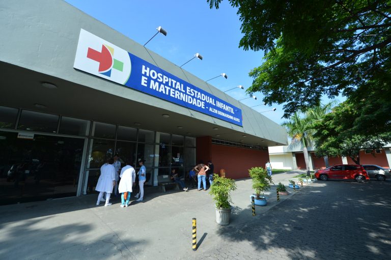 Saúde - hospitais - maternidade incubadora neonatal recém-nascidos (Hospital Infantil e Maternidade Alzir Bernardino Alves - Himaba, Vila Velha-ES)