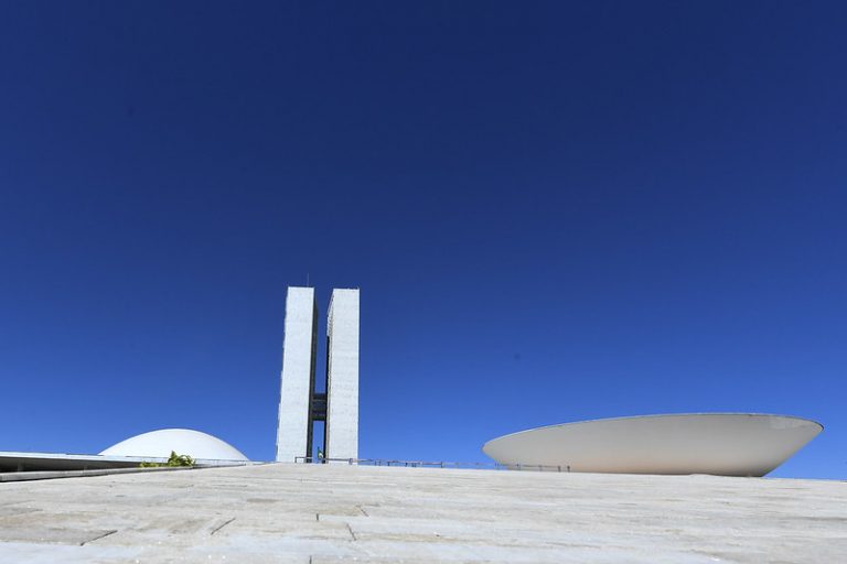 Brasília - Congresso - Palácio do Congresso Nacional - Câmara dos Deputados - Senado Federal 