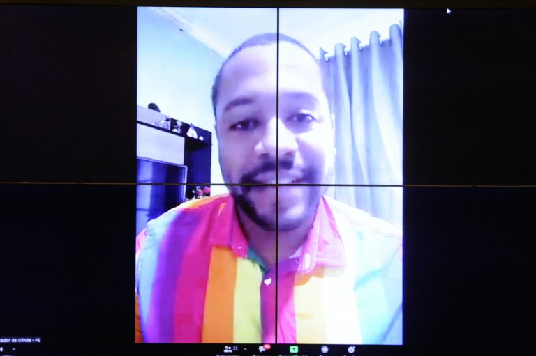 Vereador Vinícius Castello, de Olinda (PE), no primeiro dia do 17º Seminário LGBTQIA+ da Câmara dos Deputados