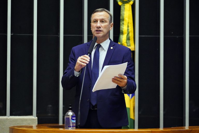 Deputado Sanderson (PSL-RS) no Plenário da Câmara