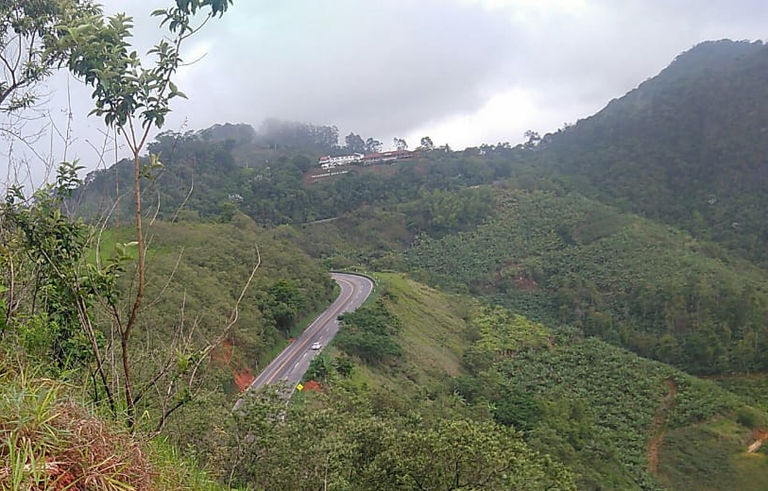 Trecho da BR-262, no Espírito Santo