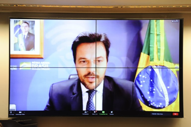 texto alternativo não fornecido