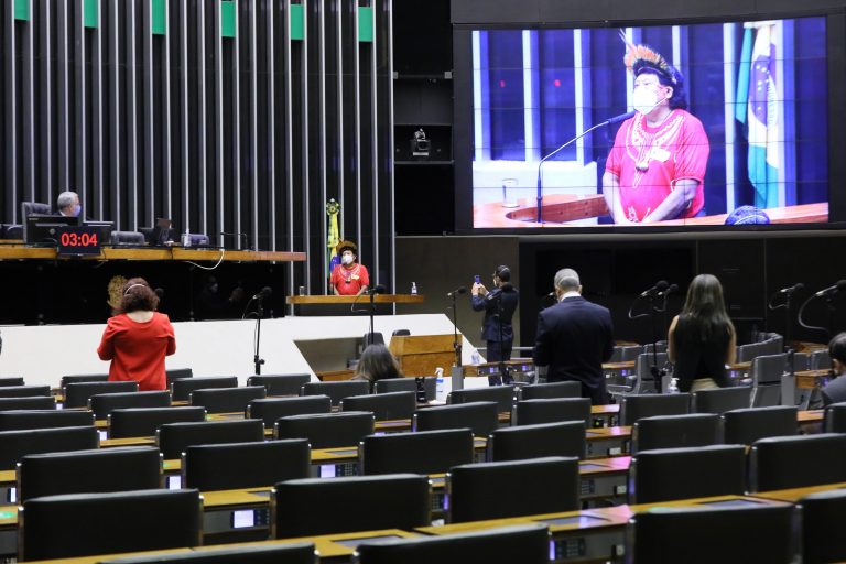 texto alternativo não fornecido