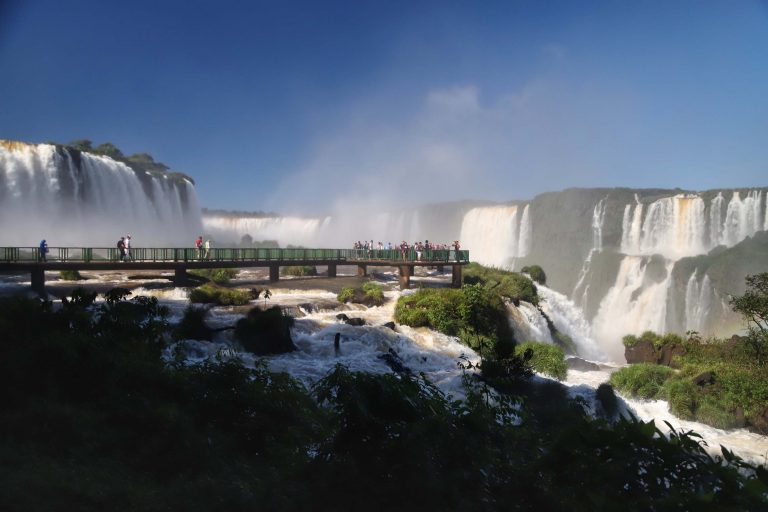 Turismo - Brasil - Foz do Iguaçu - Cataratas