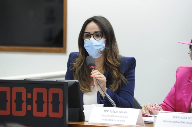 Deputada Rejane Dias (PT-PI)