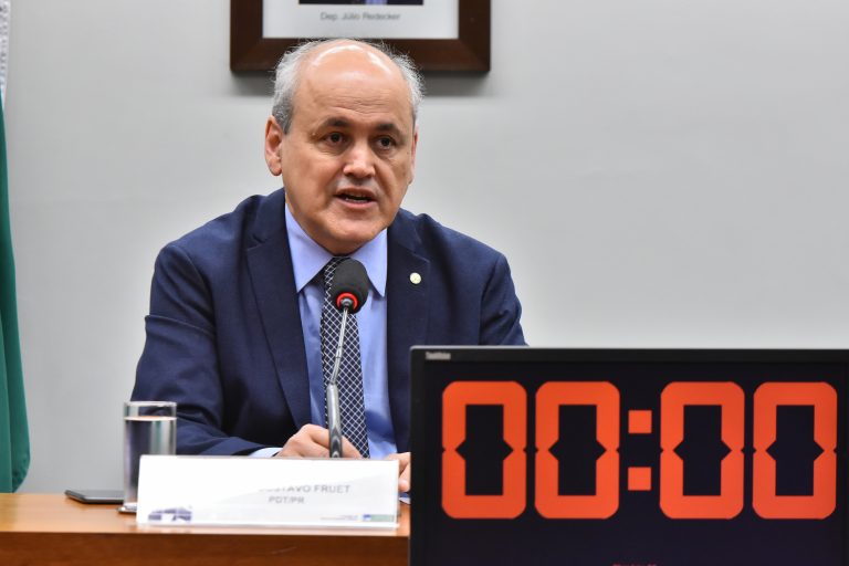 Deputado Gustavo Fruet (PDT-PR)