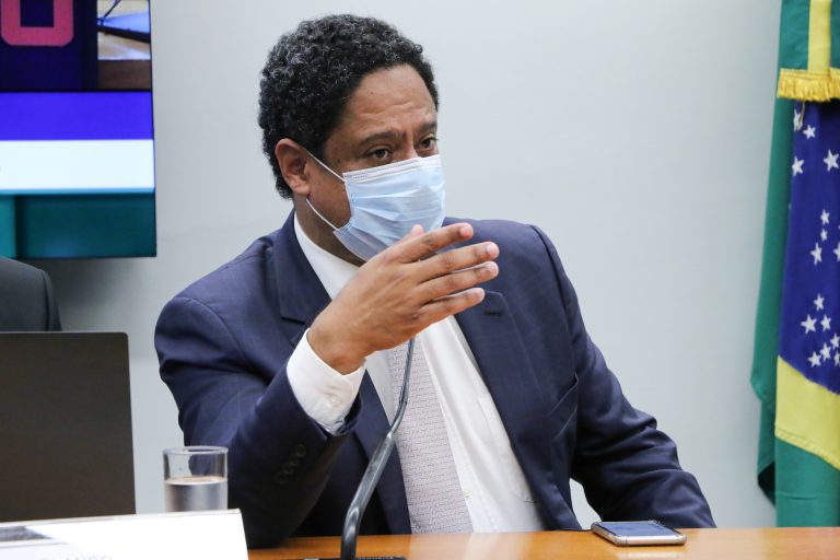 Votação do Relatório do Relator. Dep. Orlando Silva PCDOB-SP