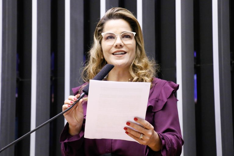 Discussão e votação de propostas. Dep. Mara Rocha PSDB-AC