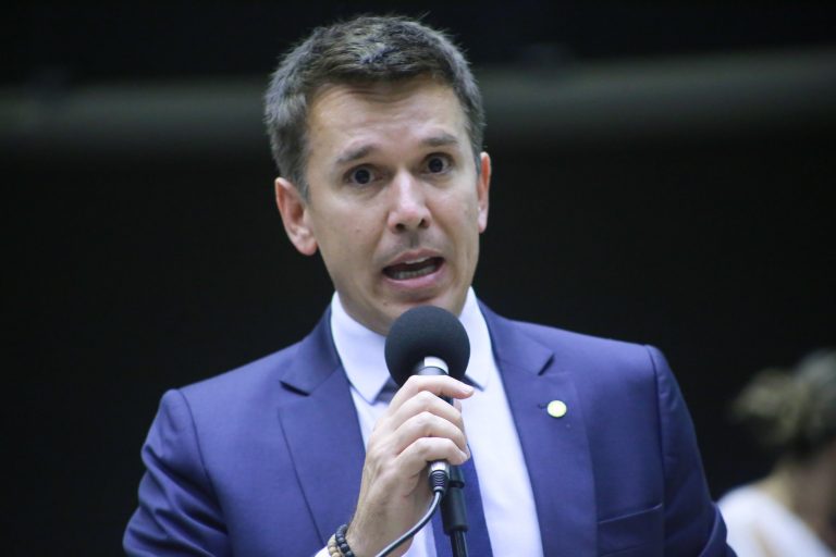 Discussão e votação de propostas. Dep. Felipe Carreras PSB-PE