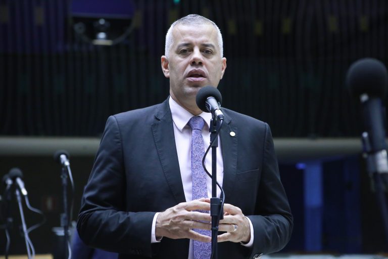 Discussão e votação de propostas. Dep. Evair Vieira de Melo PP-ES