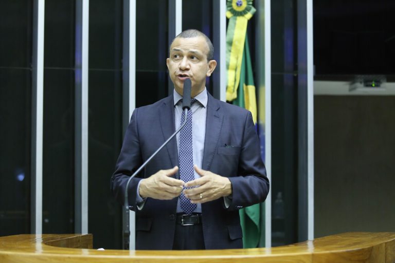 Discussão e votação de propostas. Dep. Carlos Gomes REPUBLICANOS-RS