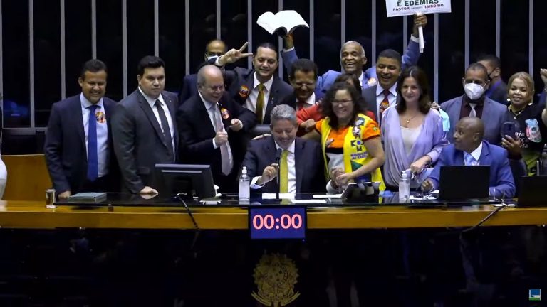 texto alternativo não fornecido
