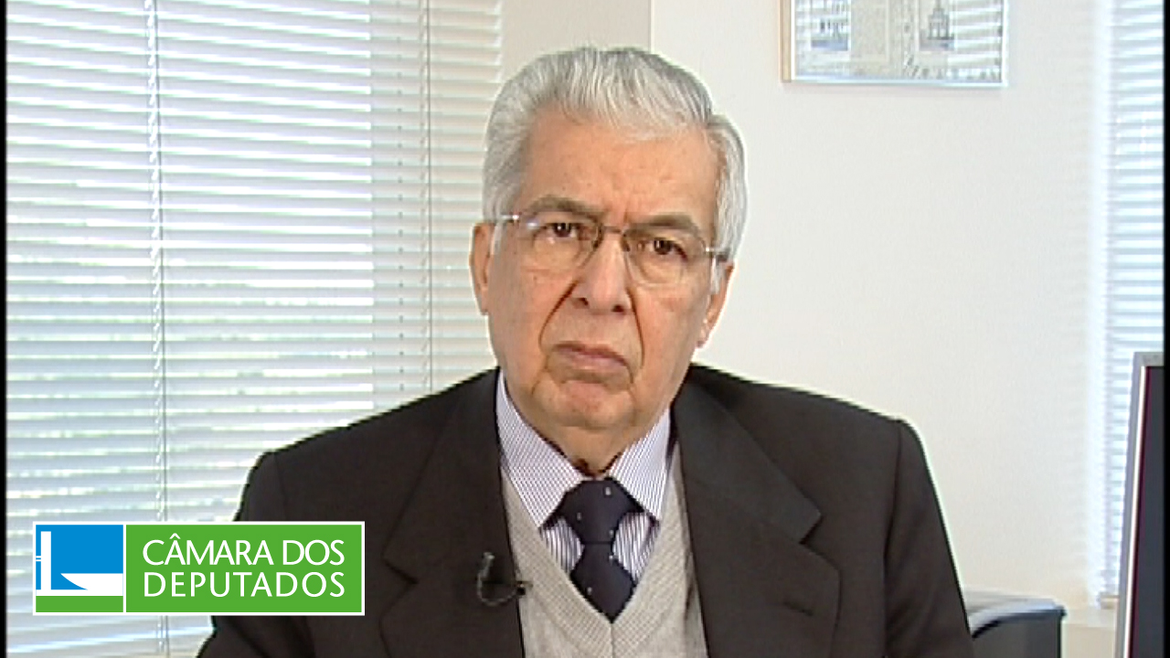 Almir  Pazzianoto: Direito de Greve