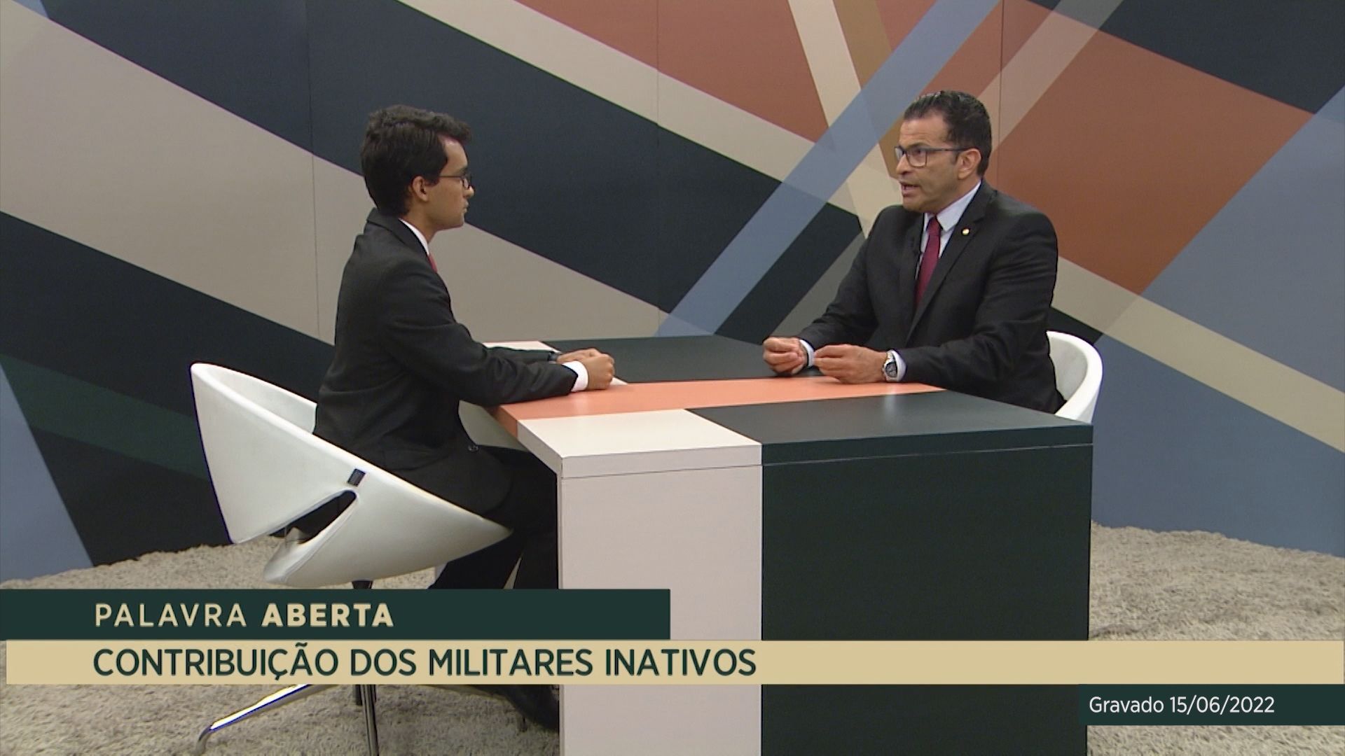Contribuição dos militares inativos