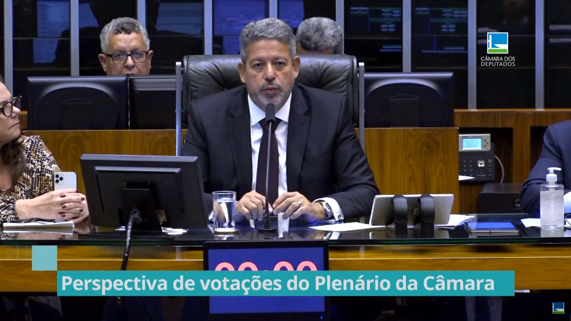 Agenda do Plenário: MPs e Planos de Saúde