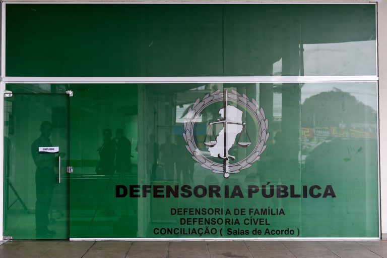 Direito e Justiça- geral - Defensoria Pública defensores acesso ao judiciário (Serra-ES)