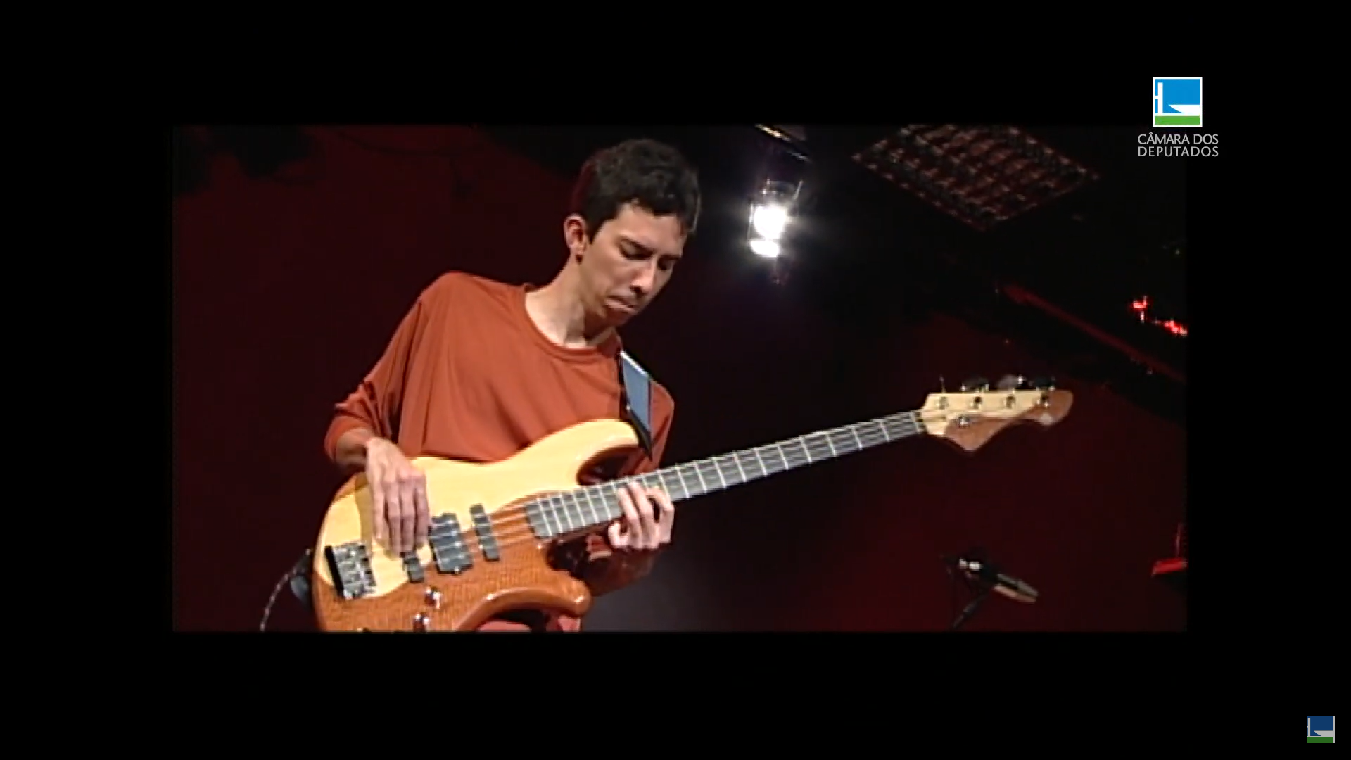 Hamilton Pinheiro (baixista)