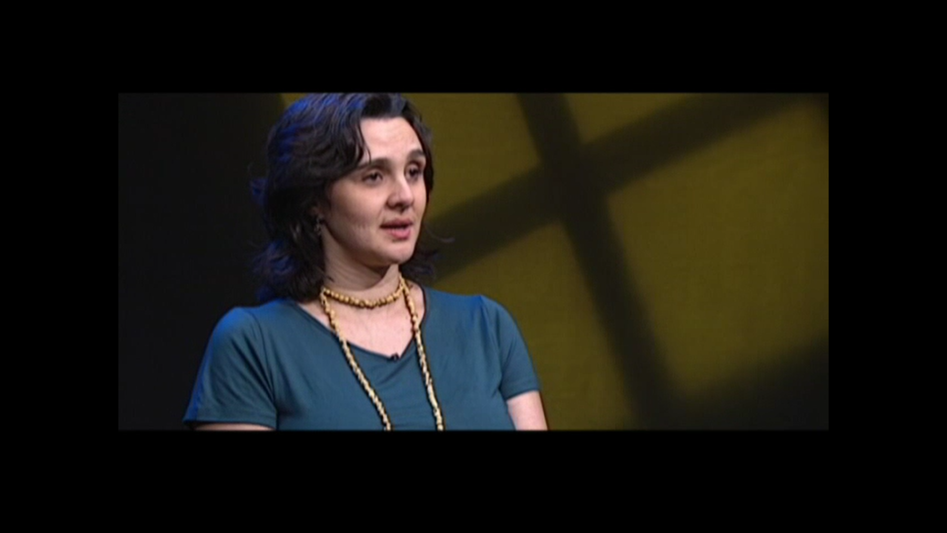 Talentos apresenta contrabaixista e compositora Paula Zimbres