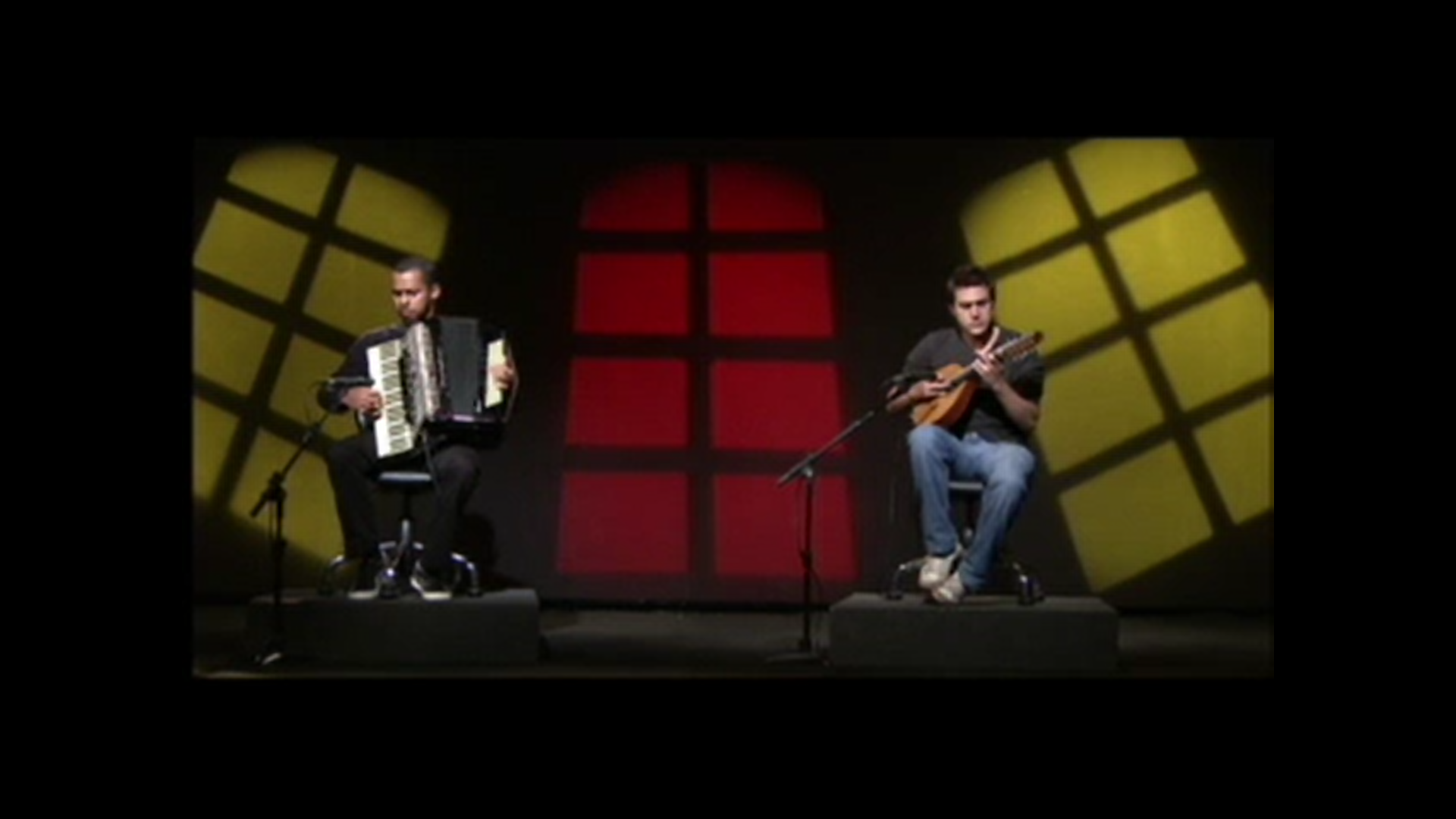 Talentos apresenta o duo Júnior Ferreira (acordeonista) e Victor Angeleas (bandolinista) (bl.1)