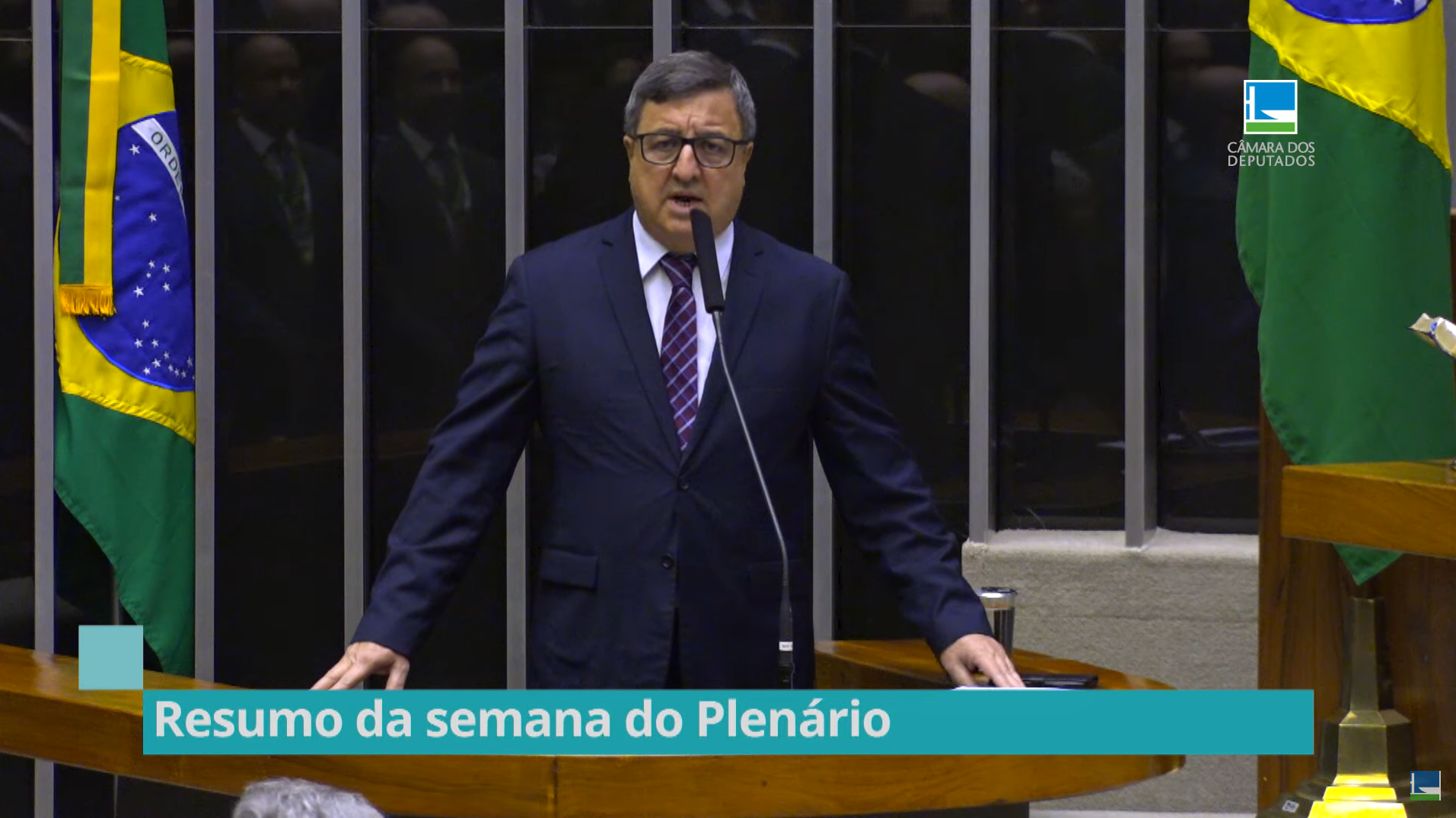 Deputados aprovam oito medidas provisórias