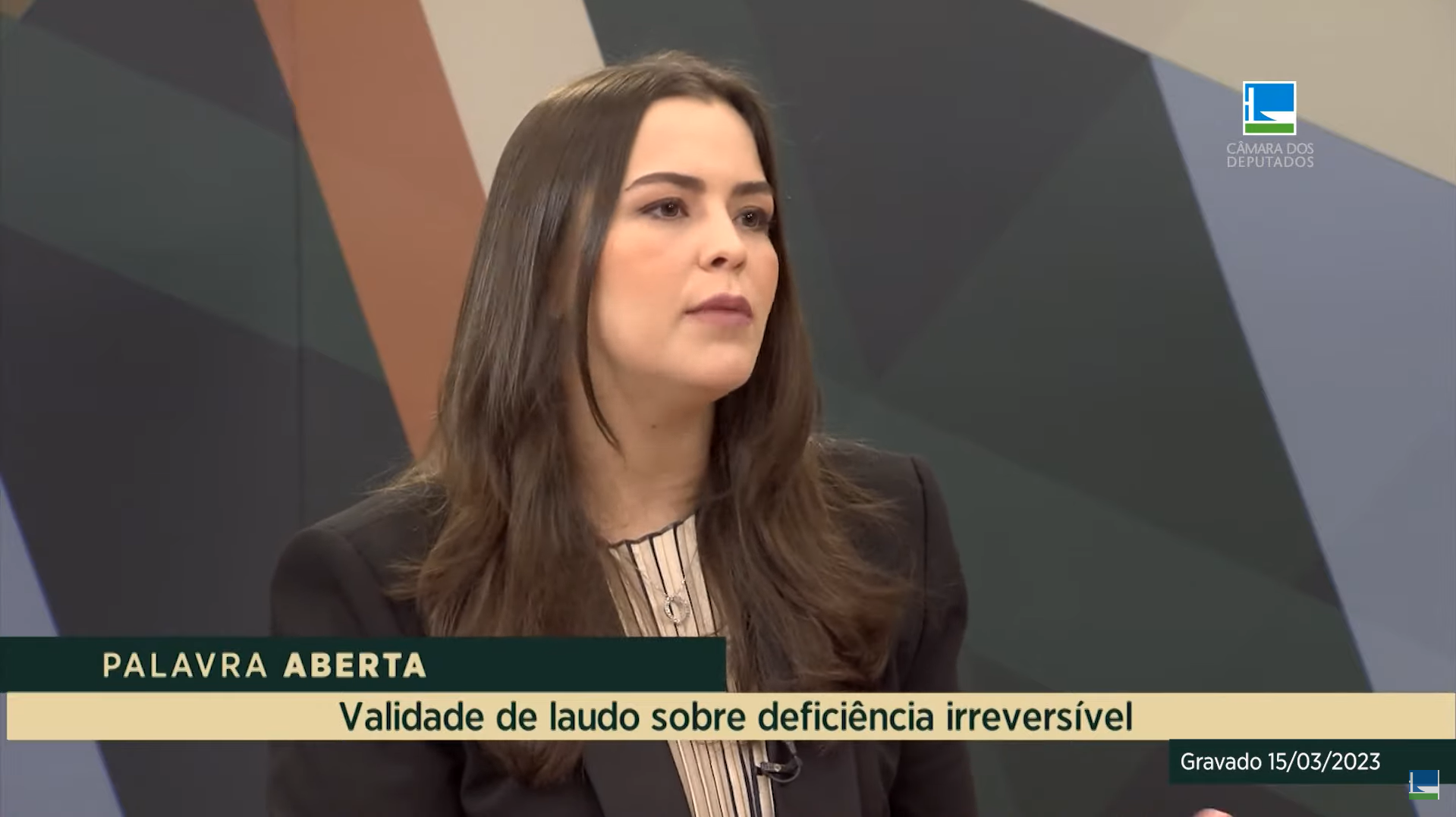 Maria Arraes explica validade de laudo sobre deficiência irreversível